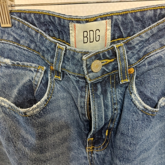 BDG Tapered Baggy High Waist Jeans Sz 24 - Picture 7 of 12